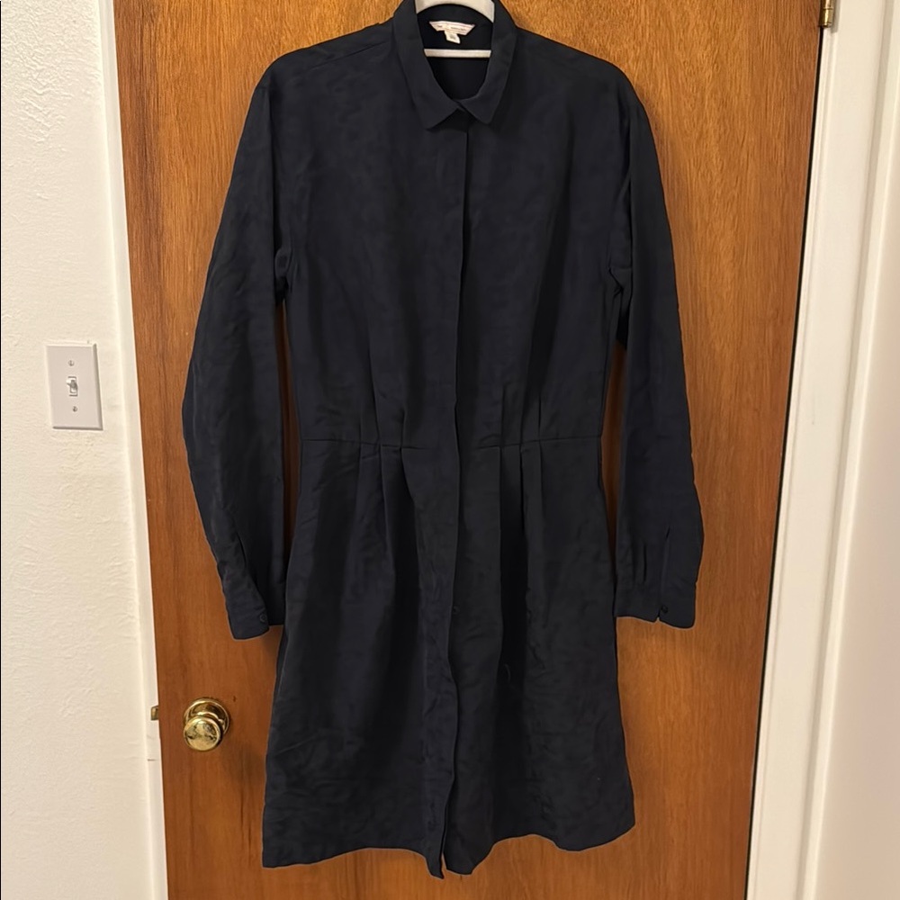 Elegant Black Long-Sleeve Dress